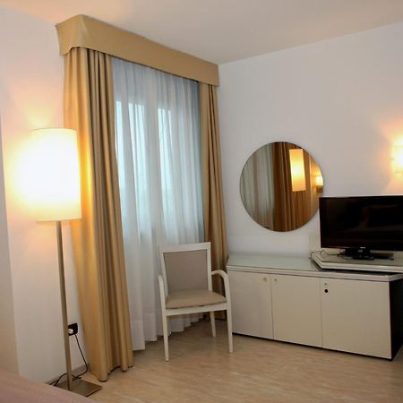 Mediterraneo Palace Hotel Ragusa Eksteriør billede
