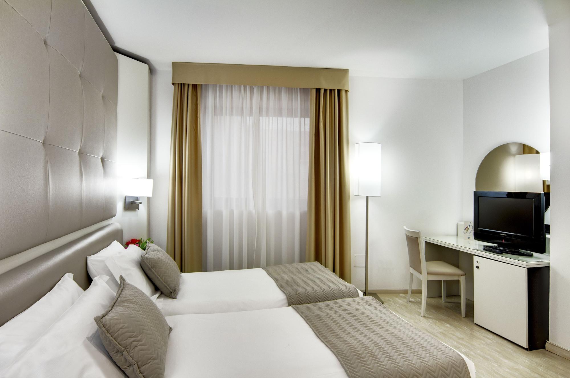 Mediterraneo Palace Hotel Ragusa Eksteriør billede
