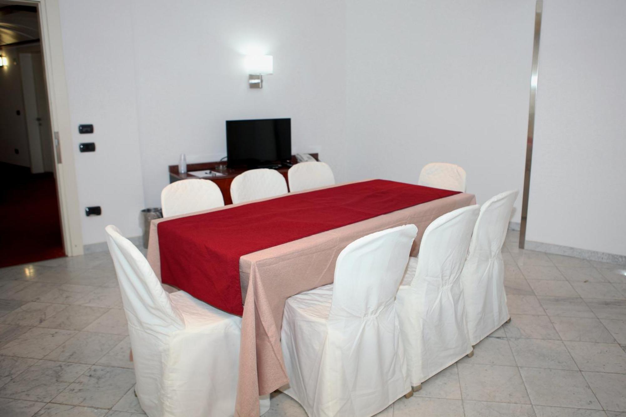 Mediterraneo Palace Hotel Ragusa Eksteriør billede